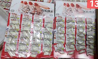 UNHA POSTICA COM 24 SACOLINHAS/0.54