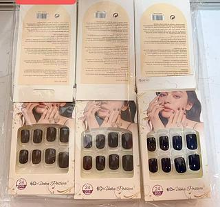 UNHA POSTICA COM AUTOCOLANTE PRETO -12CAXINHA COM 24PCS/3.16